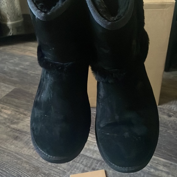 Hadley Ugg Boots - Picture 4 of 8